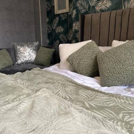 شقة Cozy Downtown Studio Flat In شيفيلد المظهر الخارجي الصورة